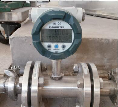 液壓油流量計(jì)現(xiàn)場安裝使用圖